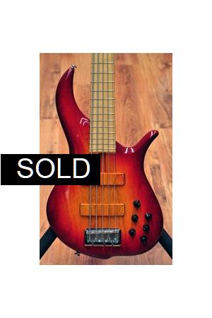 F Bass BN5 Redburst (used) F Bass BN5 Redburst (used)